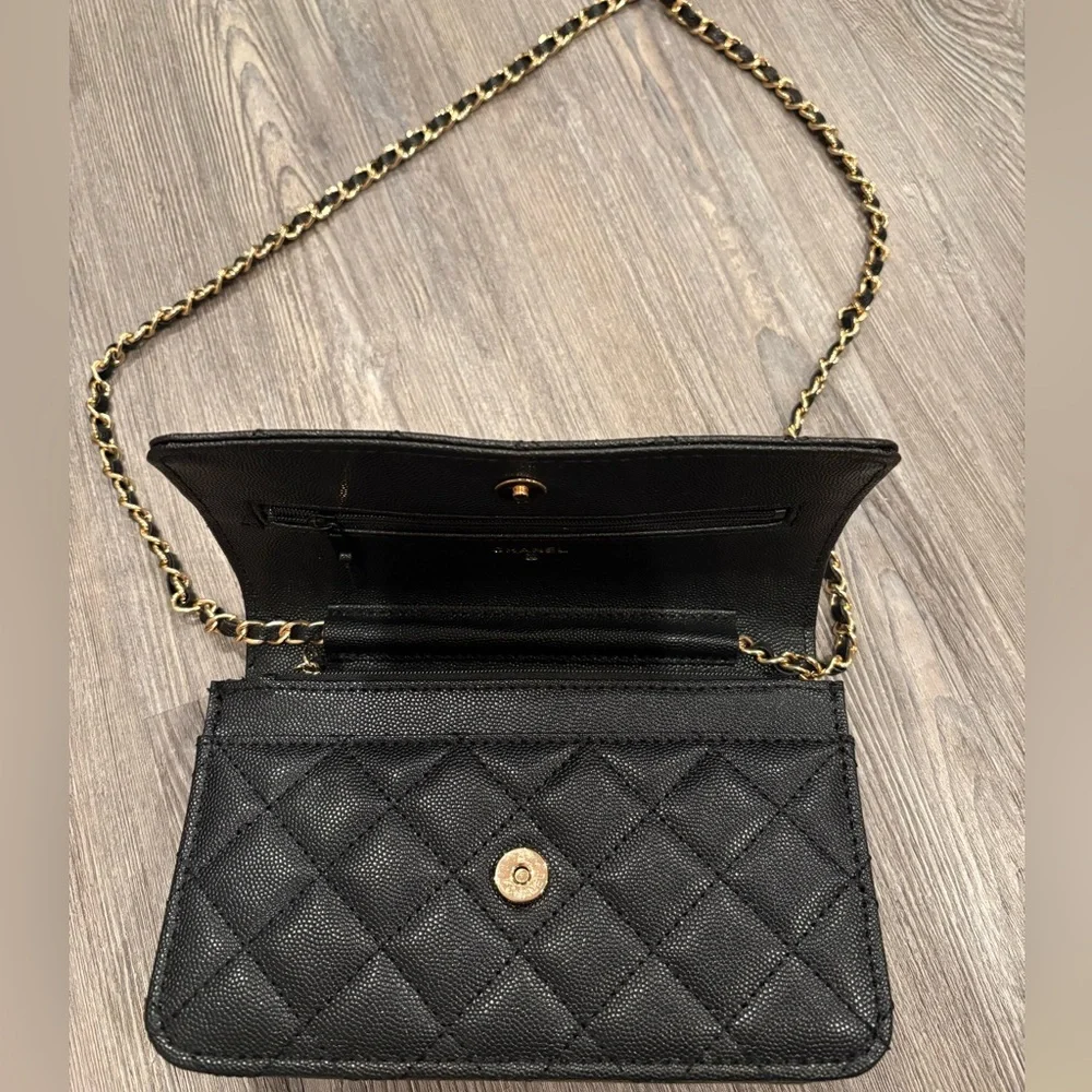 Chanel Beauty GWP Makeup Crossbody Bag - Picture 2 of 10